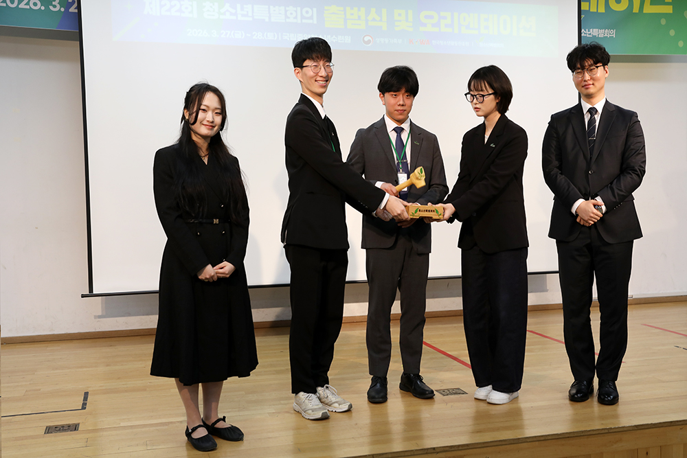 ���� ����