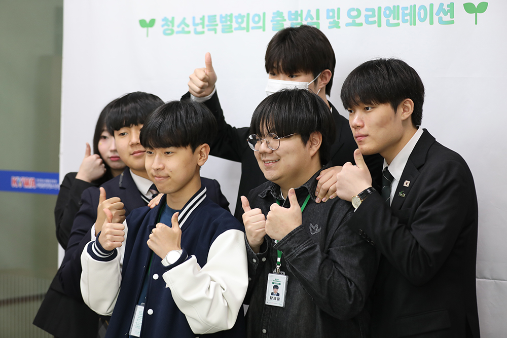 ���� ����